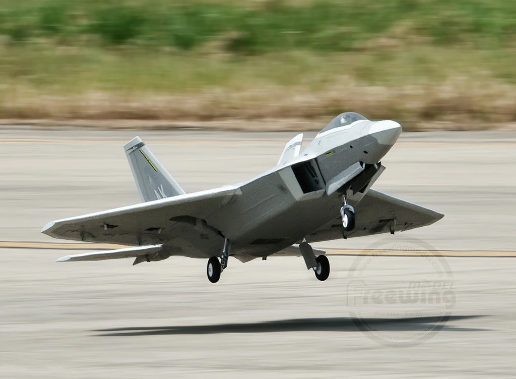 Freewing Flying Wing Model 70mm F-22 Raptor American "Raptor" Channel Fifth Generation Fighter Model Aircraft Toy Model