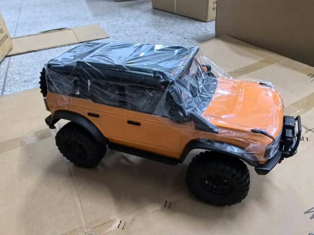 NEW Upgrades 2025 HB R001 Bronco with electric winch 1/10 4WD Remote Control Off-road Vehicle Electric Model RC Climbing