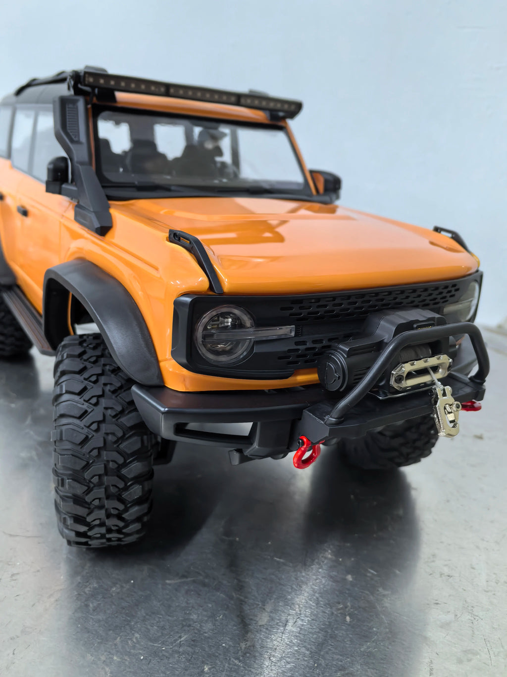 NEW Upgrades 2025 HB R001 Bronco with electric winch 1/10 4WD Remote Control Off-road Vehicle Electric Model RC Climbing